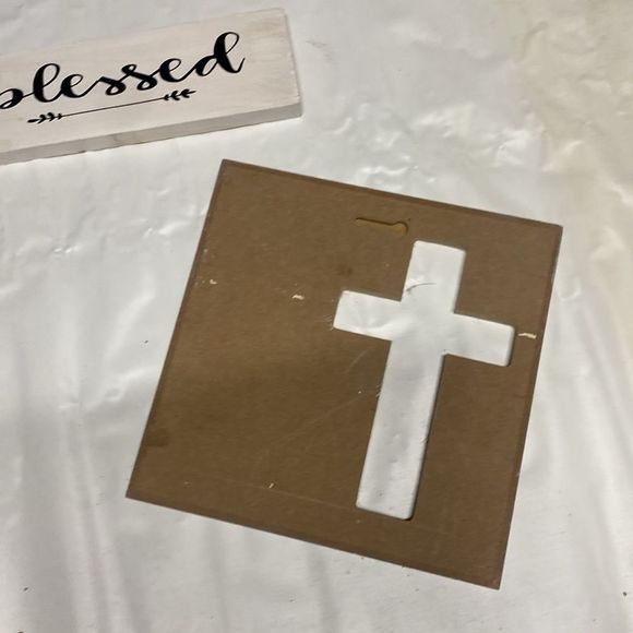 Primitive home decor bundle - Picture 7 of 12